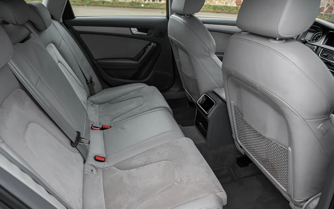 Audi A4 cena 46900 przebieg: 251000, rok produkcji 2012 z Radom małe 631